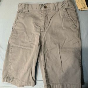 Childrens place youth boys grey shorts
